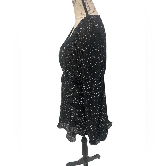 Luxxel Black and White Polka Dot Romper 100% Polyester LINING 100% RAYON NWT - Picture 7 of 9